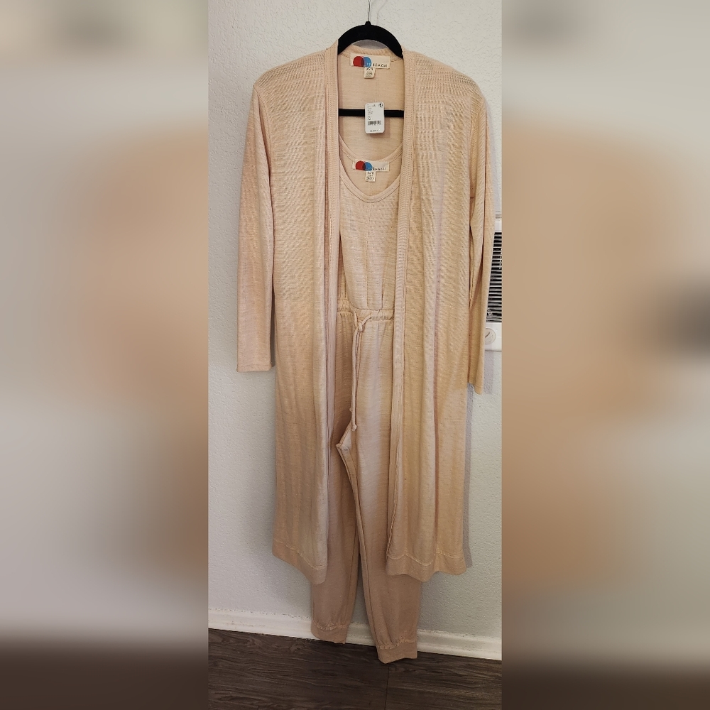 Free People beach/lounge wear. 2 piece jumper and matching duster sweater.